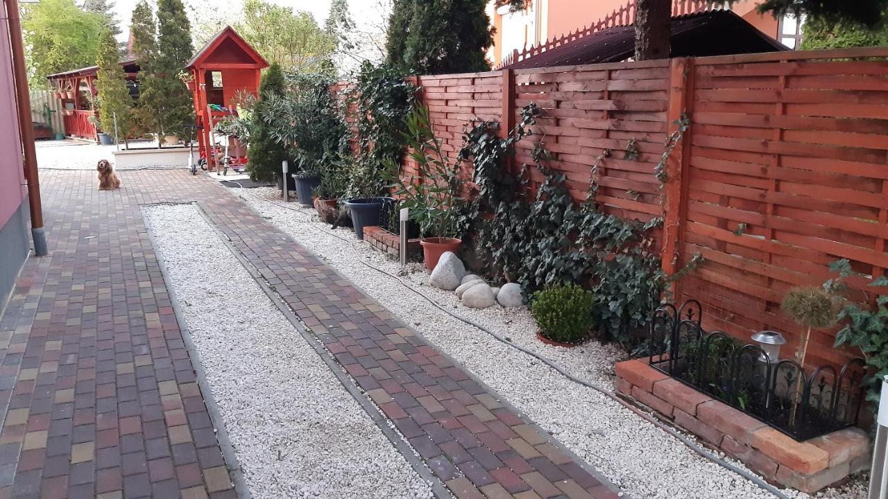 Álom Apartman Hajduszoboszlo Exterior foto